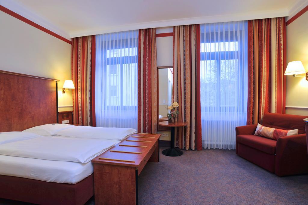 Concorde 4* Munich
